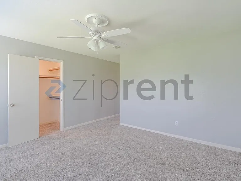 10349 Longmont Dr — Photo 21