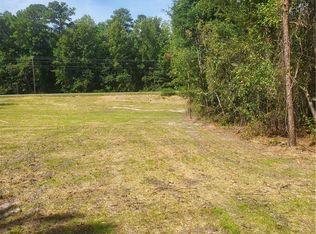 Rockfish Rd, Raeford, NC 28376