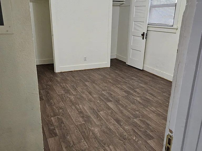 319 W Dale Ave — Photo 5