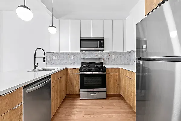 Rented by Compass | media 9