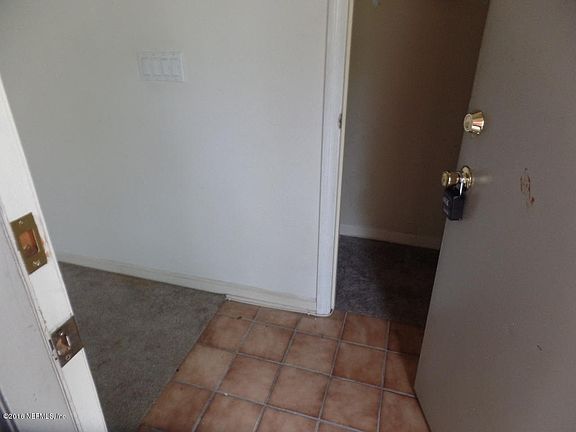 2nd image of 801 Wood Hill Dr #801