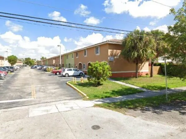 7905 NW 8th St Unit 2A, Miami, FL 33126