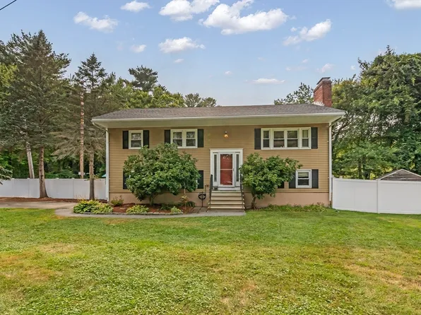11 Brookside Ln, Burlington, MA 01803