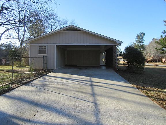 3rd image of 1198 Murray Cir