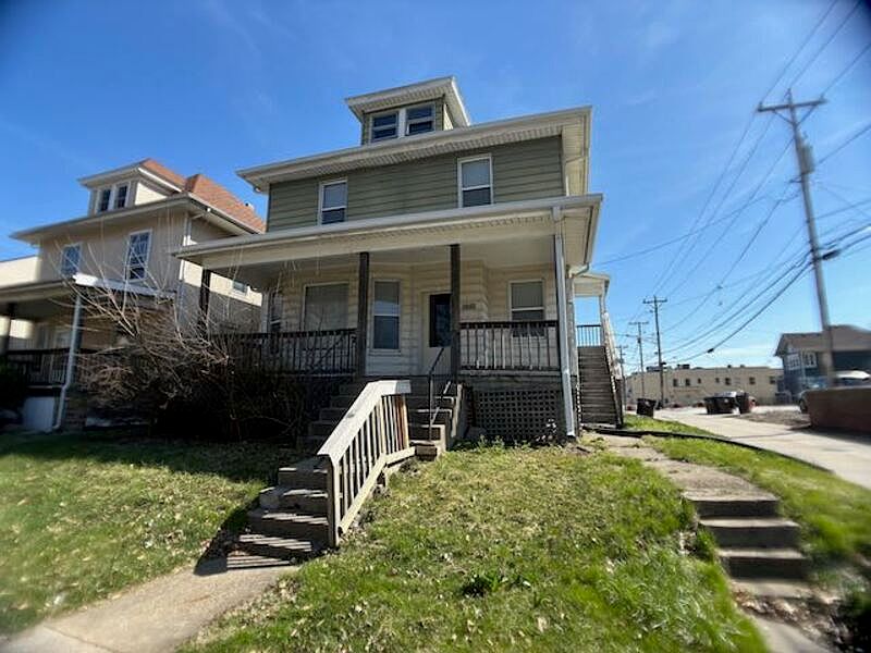 1st image of 1010 N Elmwood Ave