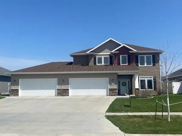 4281 54th Ave S, Fargo, ND 58104