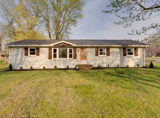 130 Black Patch Dr, Springfield, TN 37172