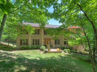 1724 E Ridge Dr, Blacksburg, VA 24060