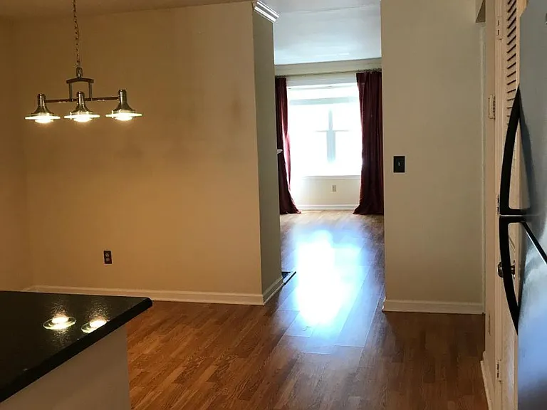 2827 Hazelwood Dr — Photo 4