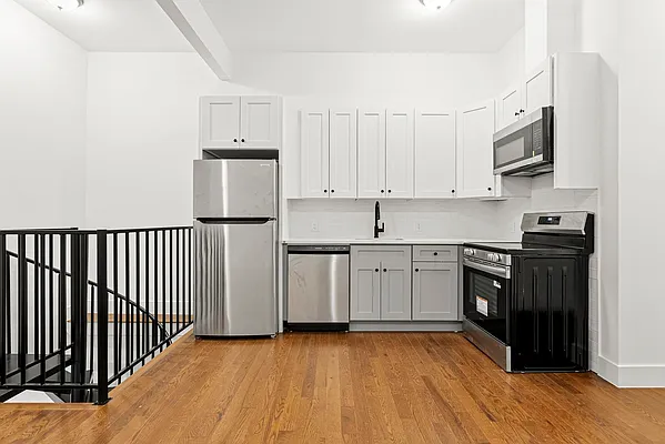 Kitchen, photo 1