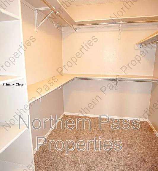 10790 Adin St — Photo 19