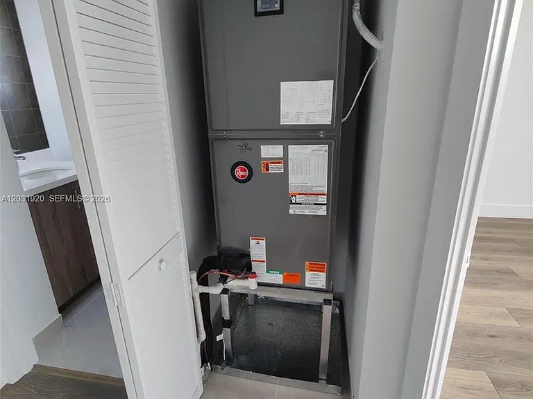 5573 Cobalto Way — Photo 32