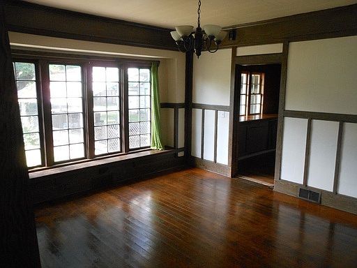4th image of 14208 Pacific Ave S APT 2