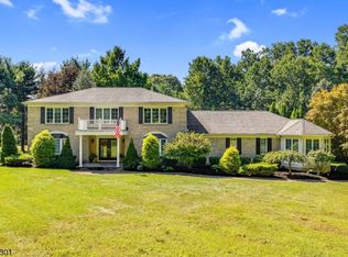 185 Flocktown Rd, Long Valley, NJ 07853