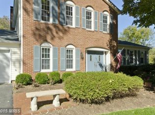 10302 Saddle View Ct, Vienna, VA 22182