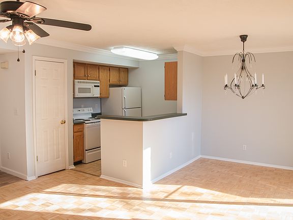 4th image of 4532 S Green Vista Ct