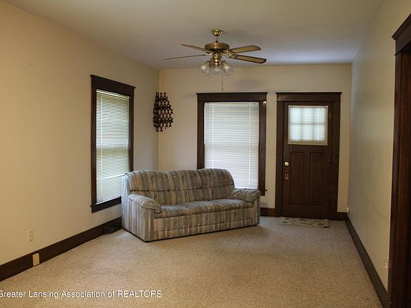 5th image of 4462 Meridian Rd