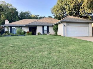 2817 Shady Tree Ln, Edmond, OK 73013