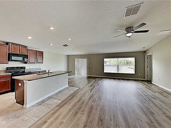 3rd image of 2211 Purple Orchid Pl