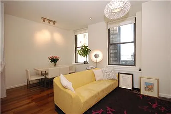 Rented by Warburg | media 4