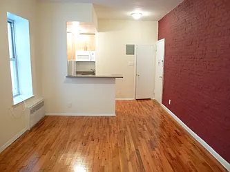 Rented by Siderow Residential Group