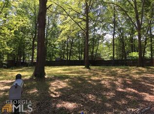 211 Wolf Creek Ln, Locust Grove, GA 30248