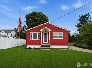 17 Petty Ave, East Brunswick, NJ 08816