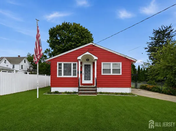 17 Petty Ave, East Brunswick, NJ 08816