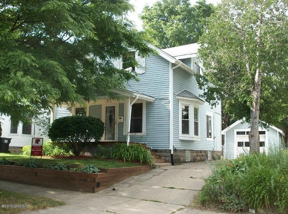 1st image of 1219 Arianna St NW