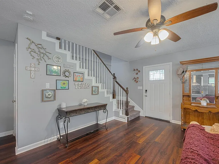 5514 Avenue M — Photo 7