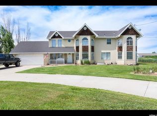 5639 S 6700 W, Hooper, UT 84315