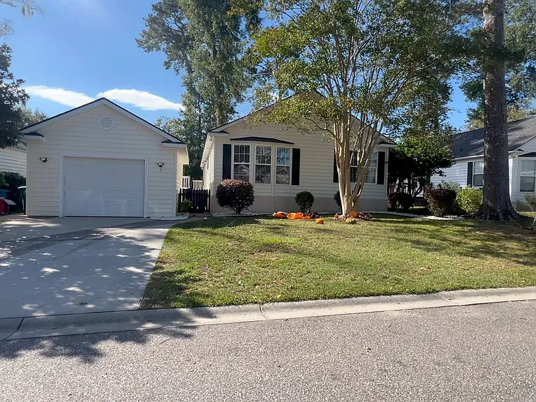7 Wateree Ct — Photo 1