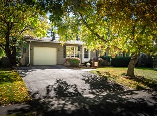 410 Gayle Ave, Dekalb, IL 60115