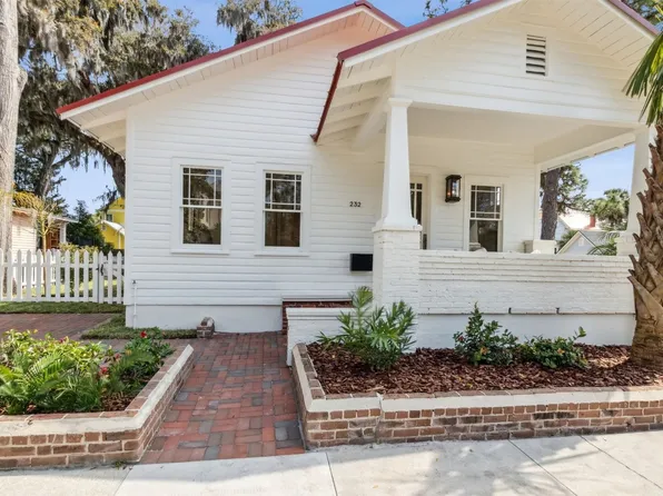 232 S 7th St, Fernandina Beach, FL 32034