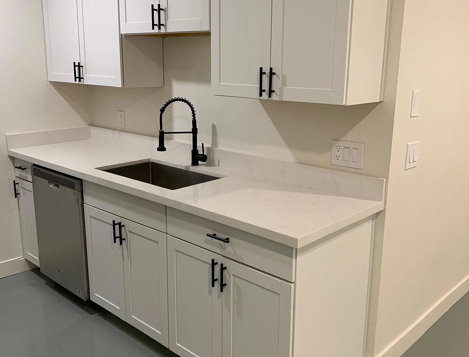 2 bed, 863 sqft, $1,550 — Photo 2