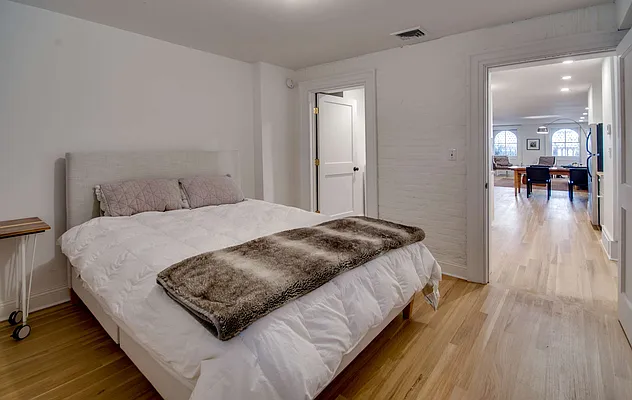 Rented by Brown Harris Stevens | media 11