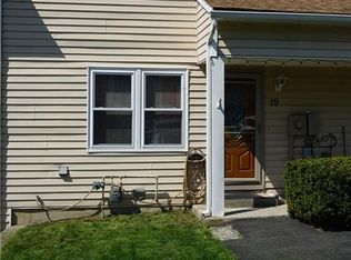 19 Revere Cir, Washingtonville, NY 10992