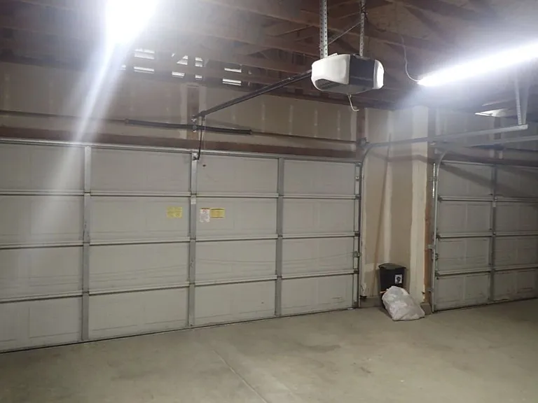 2930 Mallorca Ln — Photo 3