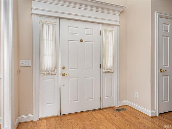 4th image of 1953 N Regent Park Dr