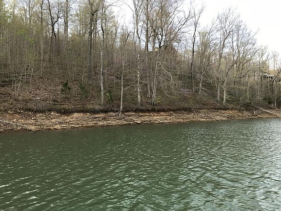 5th image of Norris Crest Dr