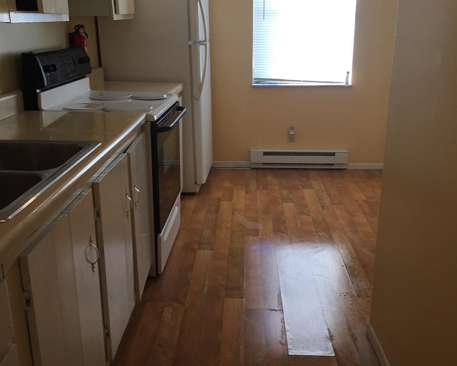 1st image of 498 Terry Ave #D