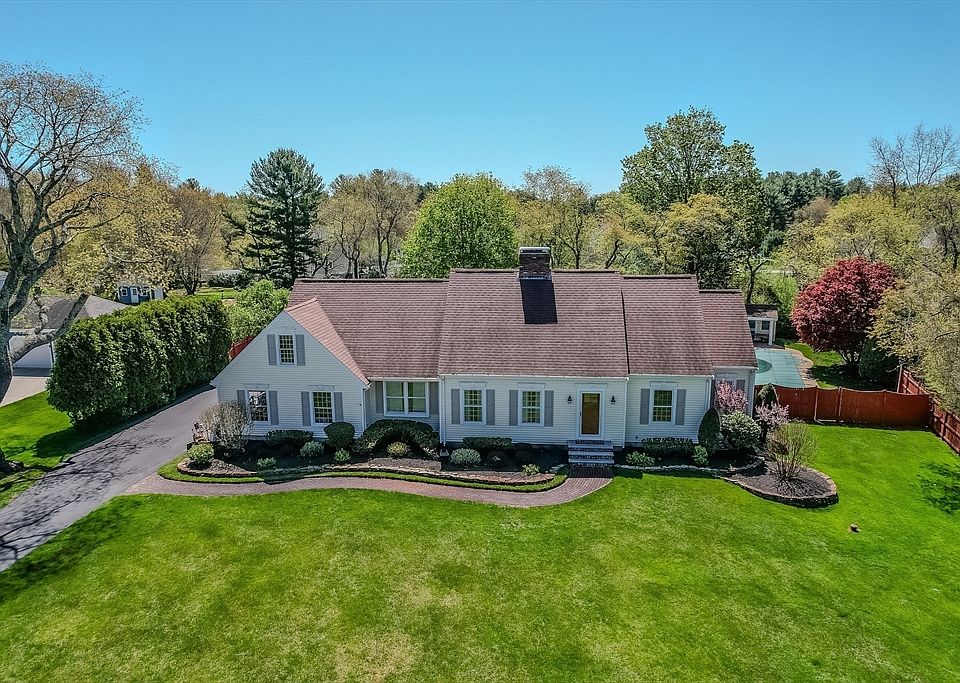1st image of 15 Southbridge Farms Way