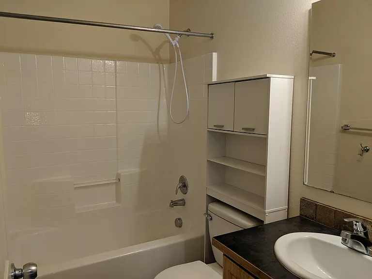 16168 Greenfield Way — Photo 10