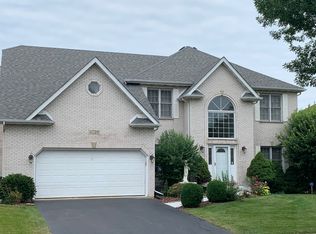 3739 Mistflower Ln, Naperville, IL 60564