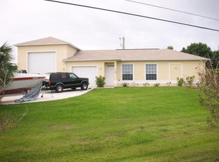 1425 Euclid Ave, North Fort Myers, FL 33917