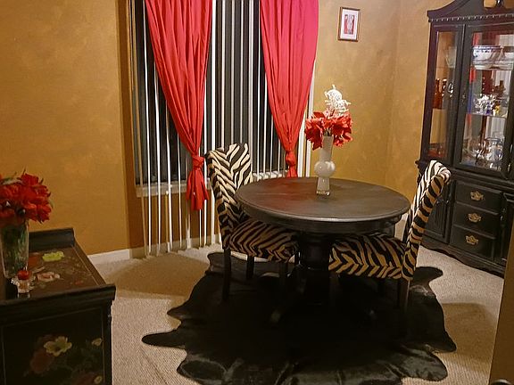 3rd image of 1006 Village Creek Dr Unit 302