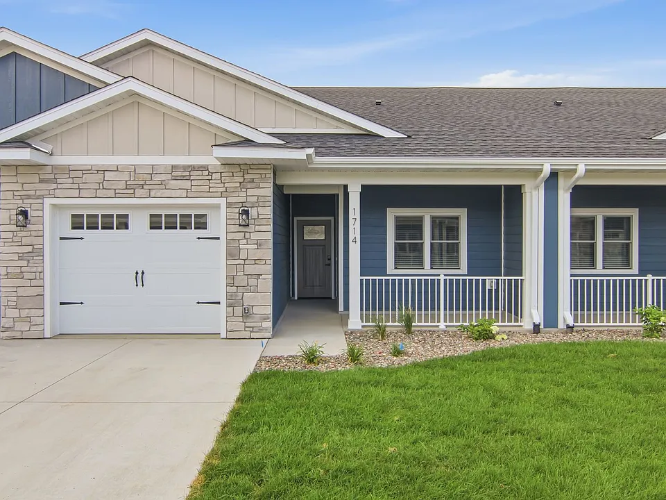 1712 Whitetail Way