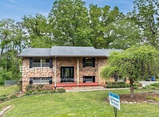 2107 Crown Court Ln, Chattanooga, TN 37421