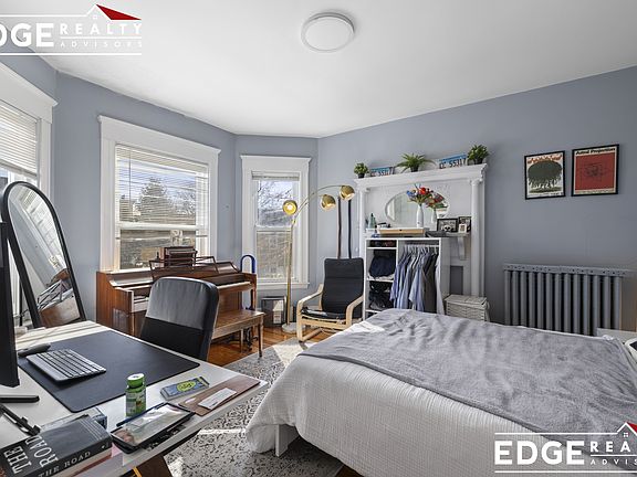 3rd image of 63 Coolidge Rd Floor 2