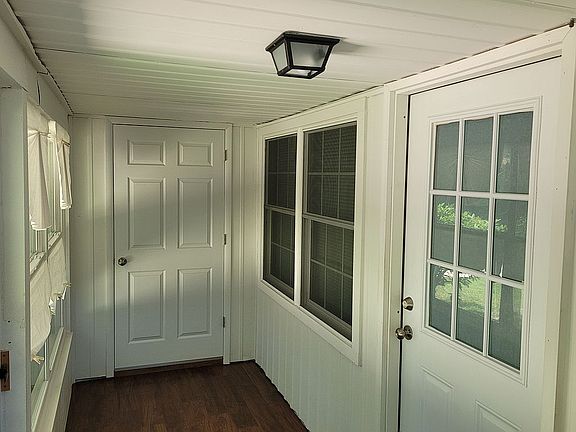 3rd image of 879F Balmoral Ct
